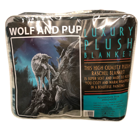 "Wolf and Pup" Luxury Queen Plush Blanket